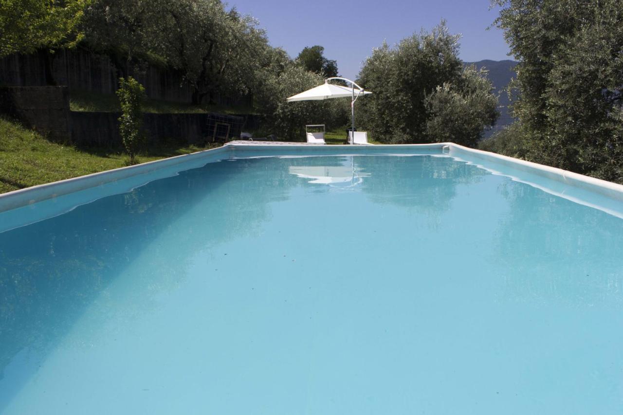 Magic On The Lake - Panoramic Marone Buitenkant foto