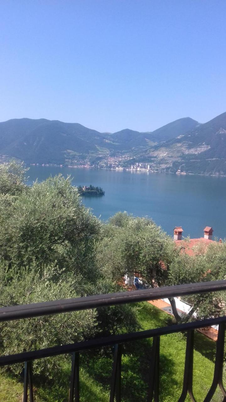 Magic On The Lake - Panoramic Marone Buitenkant foto